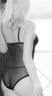 London- Close to Tower Bridge Natalie ♥Tantric sensuality massage from slim experienced blonde
