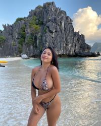 Filipina Escort