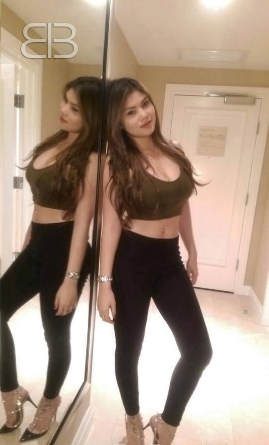 Filipino escort